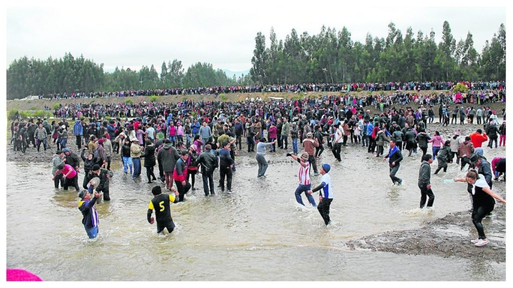 Takanakuy Jauja Perú. Huasquicha (Pancán) y Santa Ana (huertas)